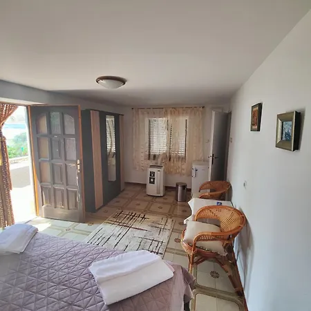 Seca Bed & Breakfast Lucija
